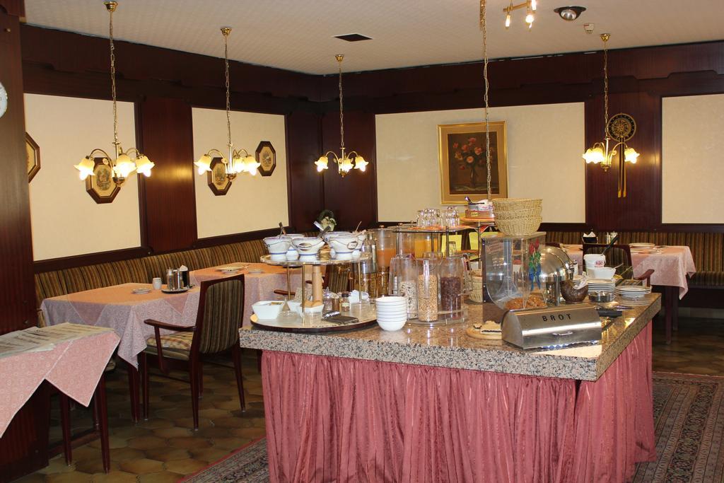 Bartels Stadt-Hotel แวร์ล ภายนอก รูปภาพ